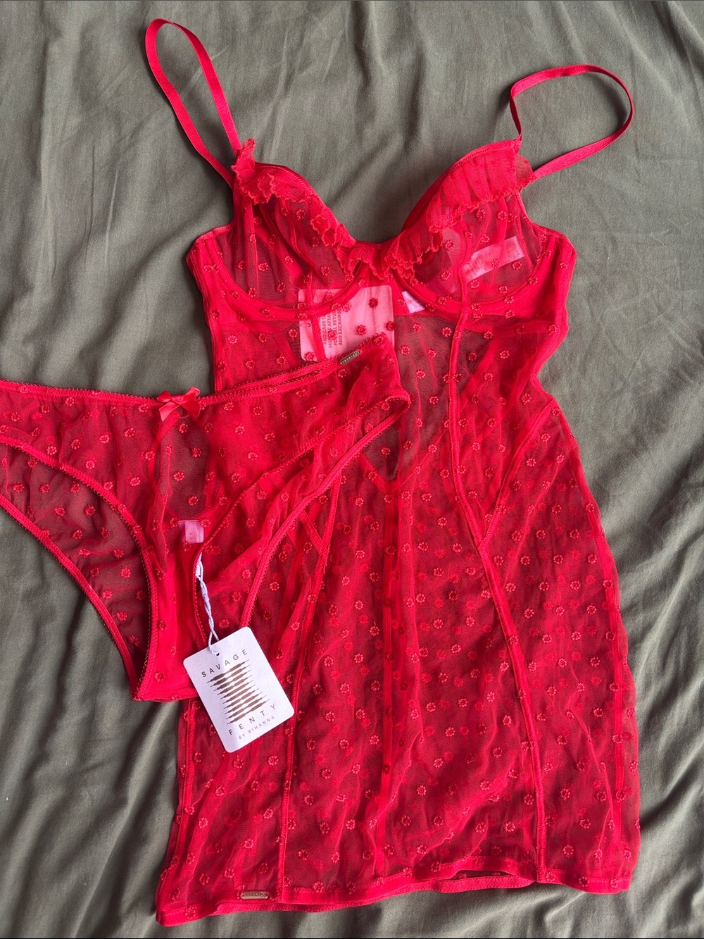 NWT Savage X Fenty Bright Red Sheer Lace Chemise with Matching Brief
